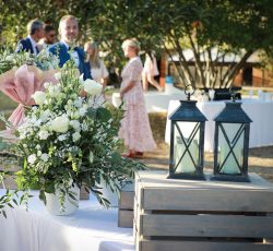 Cérémonie de mariage en extérieur au Domaine de Puyharas
